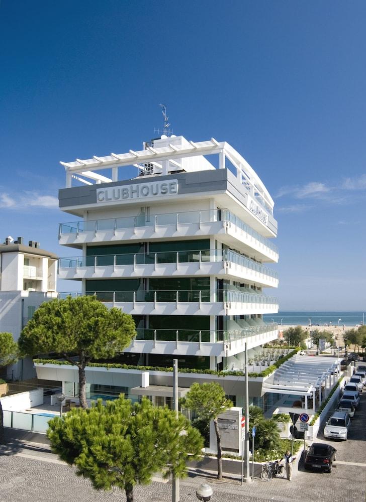 Club House Hotel Rimini Exteriör bild